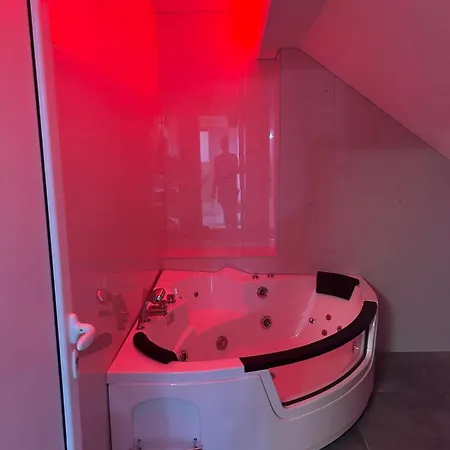 Nikola アパート ソコバニャ